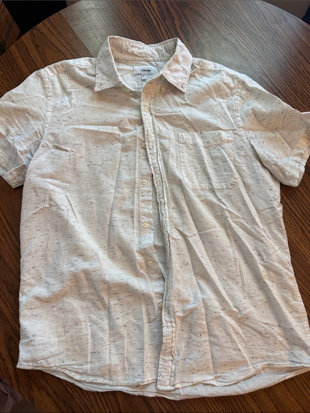 Sonoma Men's Short-Sleeve Button-Up Shirt in Off-White Speckle